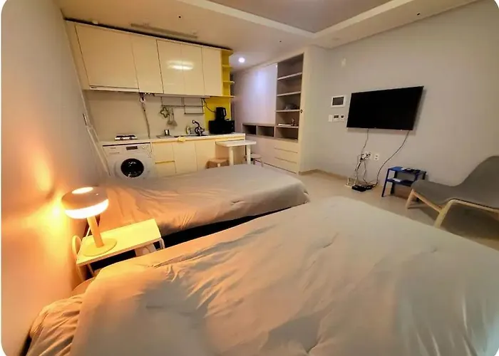 2 Bed Cozy House In Gangnam Appartement *