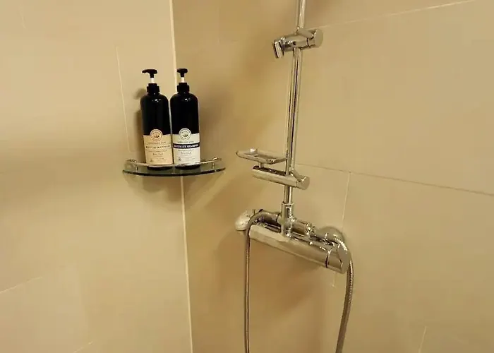 2 Bed Cozy House In Gangnam * Séoul